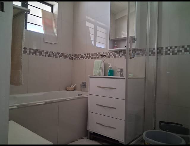 3 BEDROOM HOUSE FOR SALE IN BLUFF